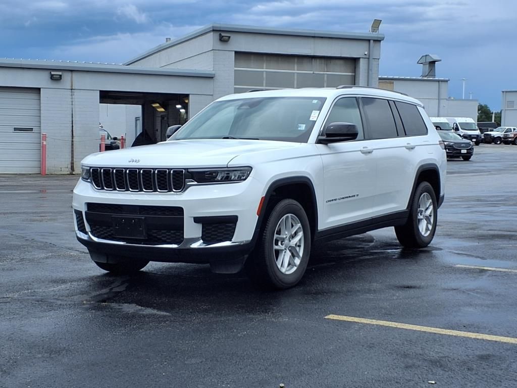 Used 2023 Jeep Grand Cherokee L Laredo with VIN 1C4RJKAG3P8887052 for sale in Kansas City
