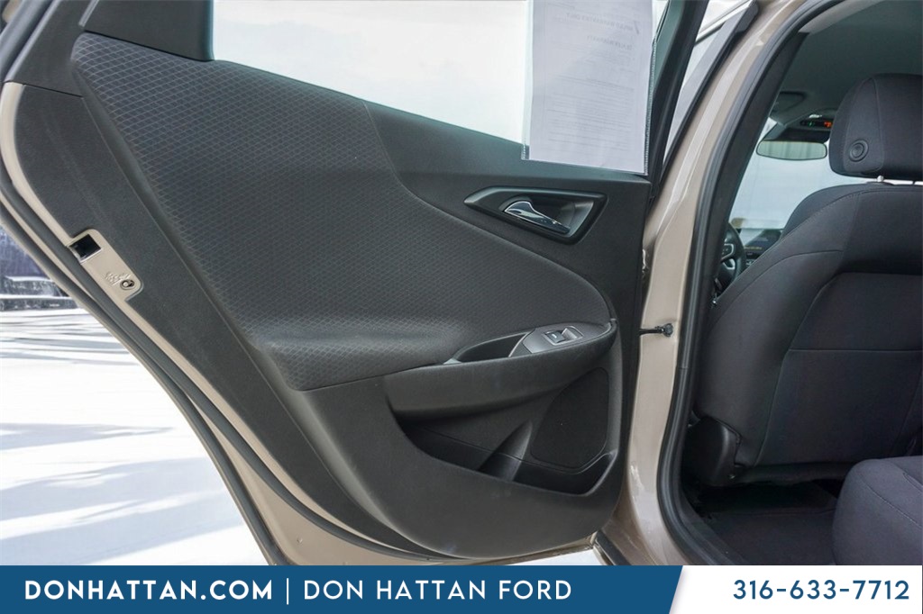 2023 Chevrolet Malibu 1LT photo 16