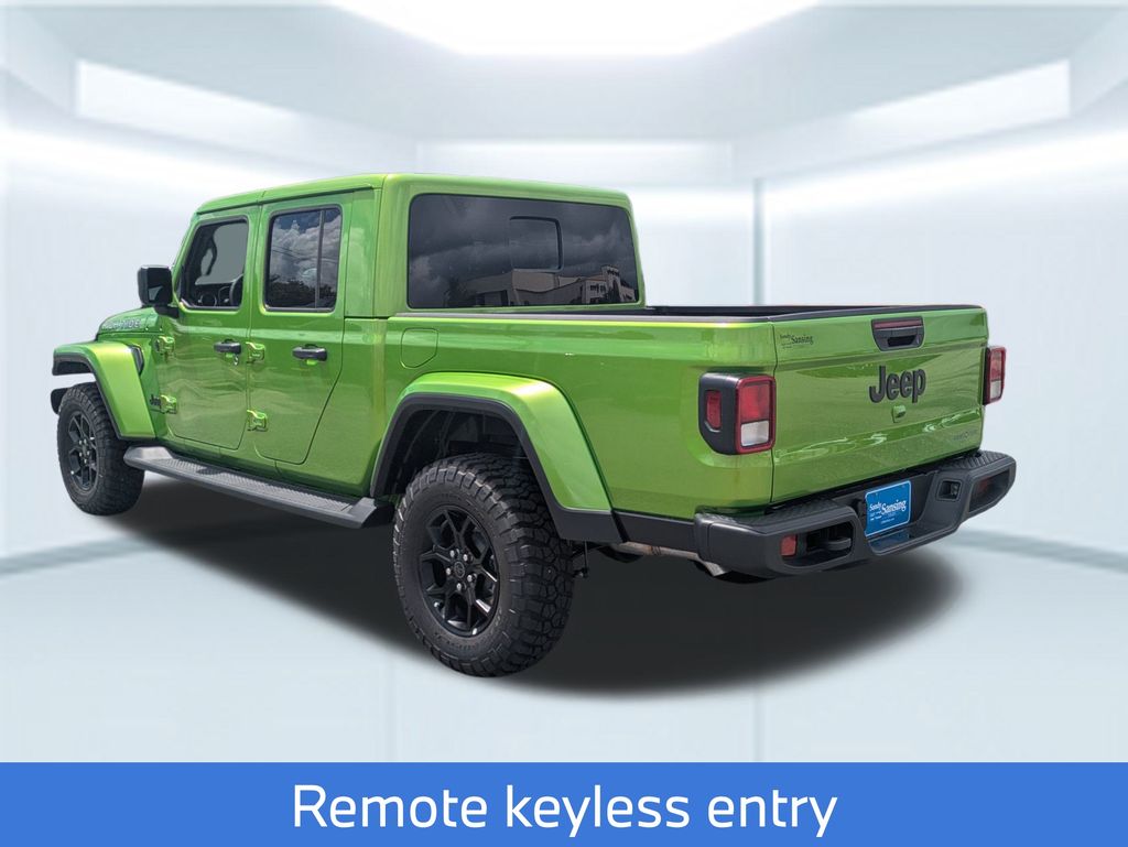 2025 Jeep Gladiator Sport photo 3