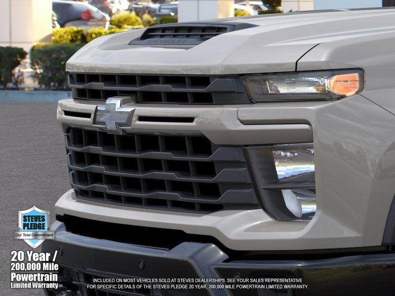 2026 Chevrolet Silverado 2500HD Custom photo 13