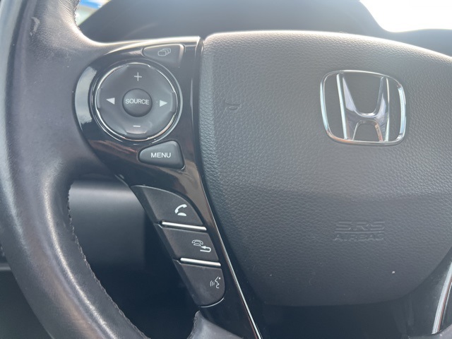 2017 Honda Accord EX-L V6 photo 23