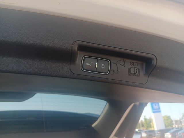2021 Ford Explorer Limited photo 30