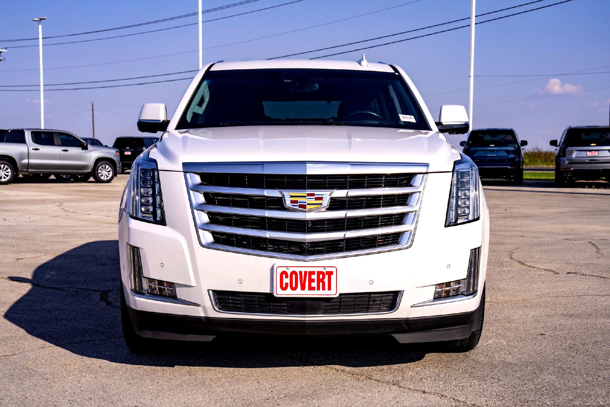 2017 Cadillac Escalade Premium Luxury photo 3