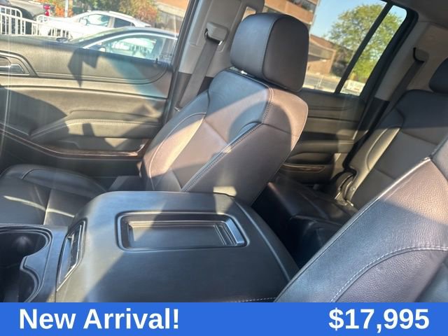 2019 Chevrolet Suburban LT photo 30