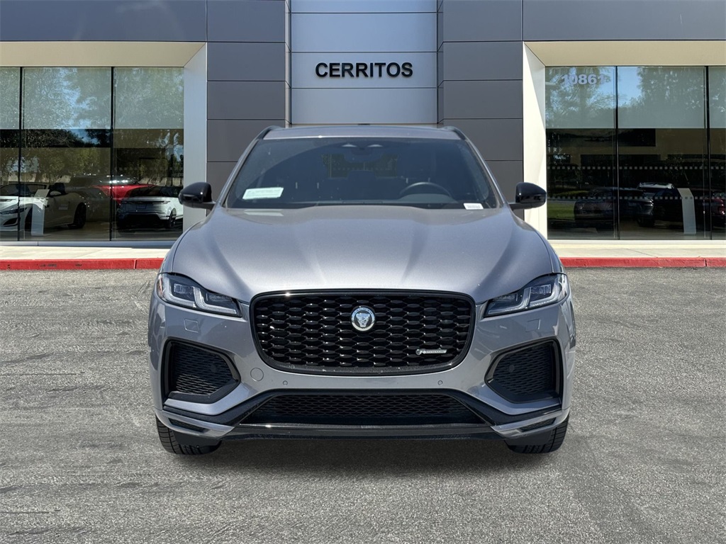 2025 Jaguar F-PACE P250 photo 2
