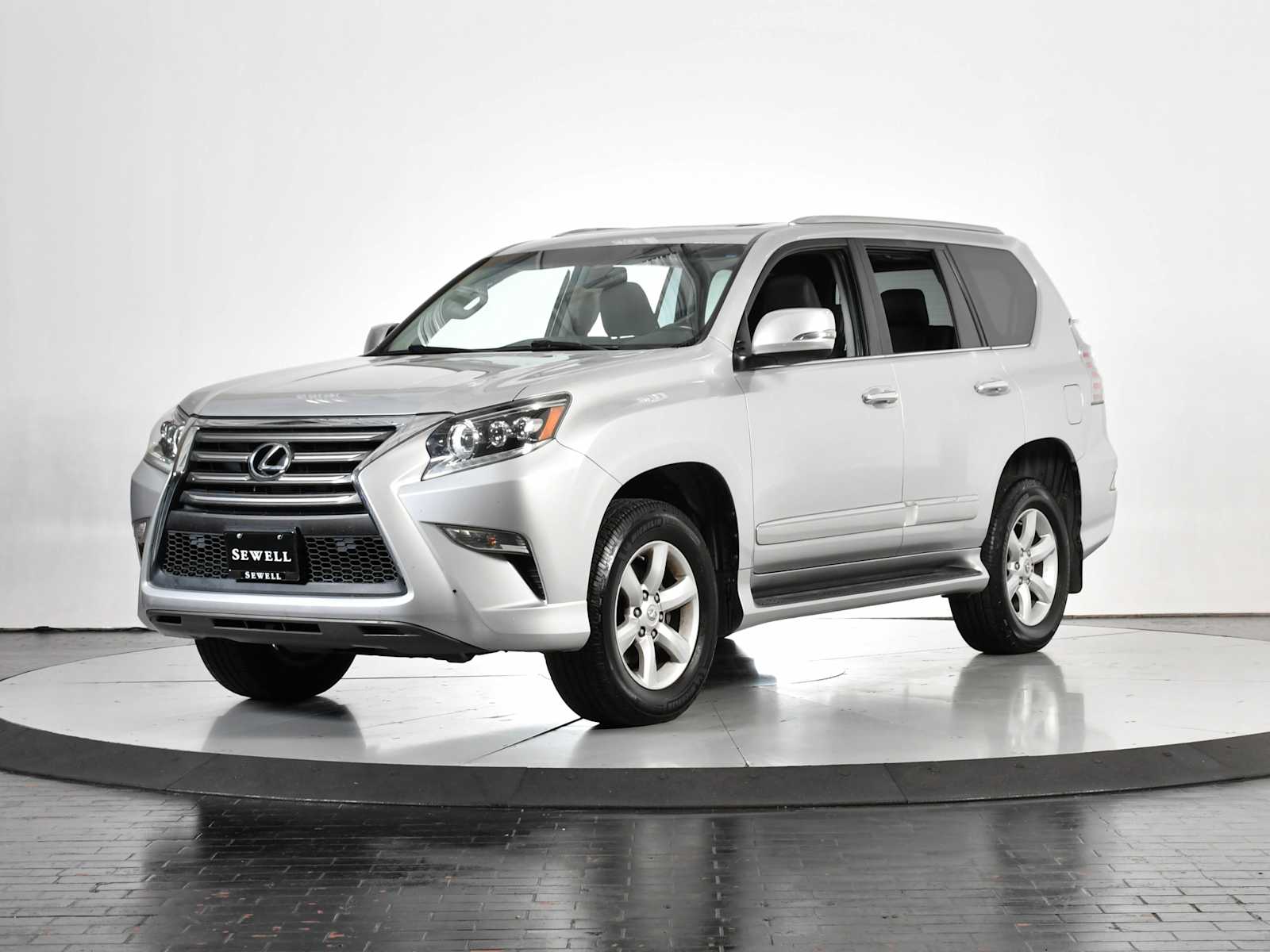 2017 Lexus GX Base's photo