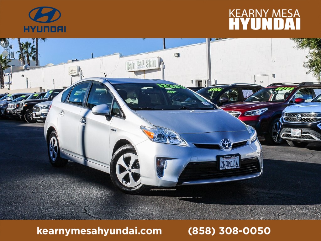 2015 Toyota Prius Two