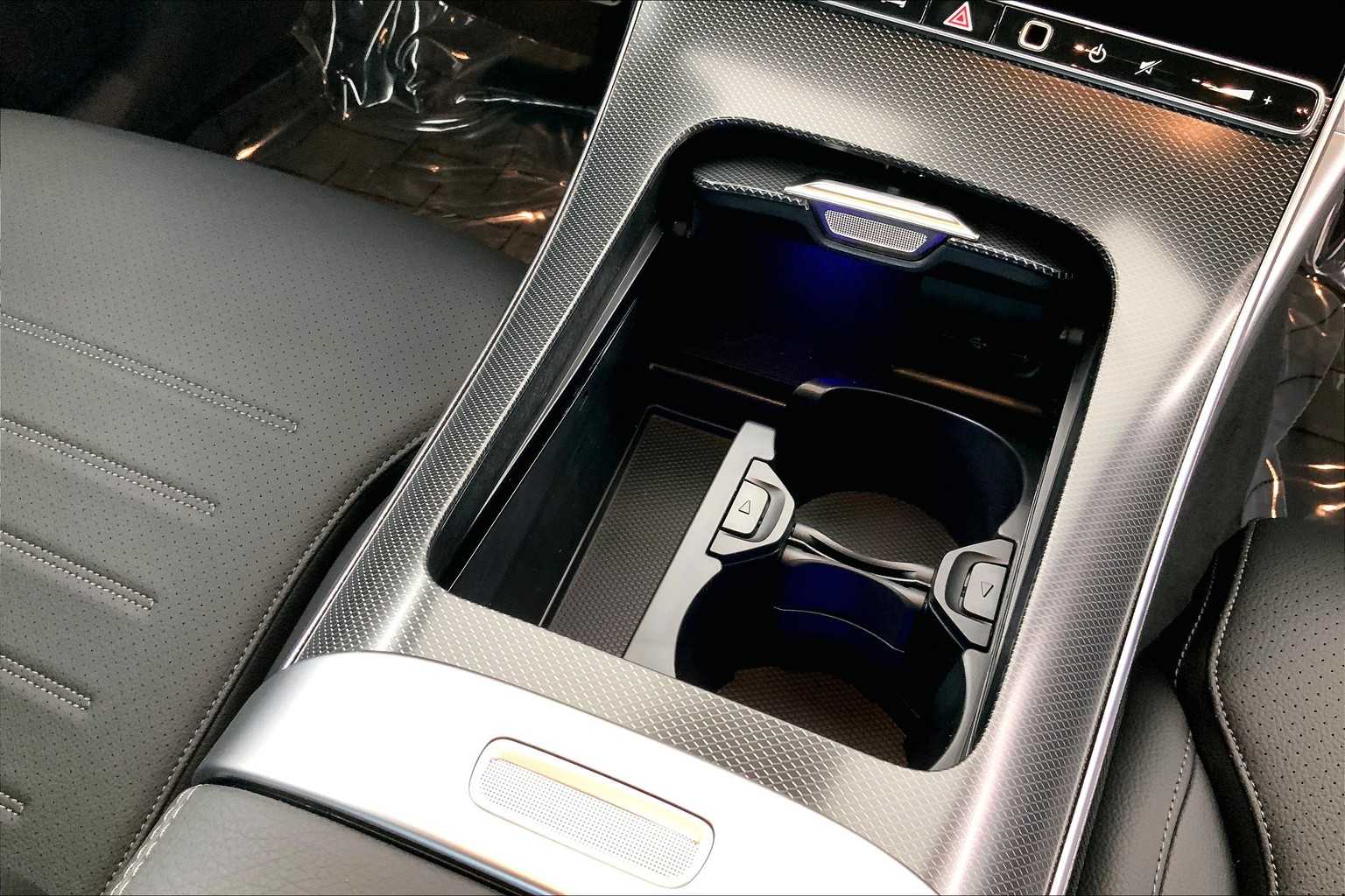 2025 Mercedes Benz C 300 4MATIC photo 23