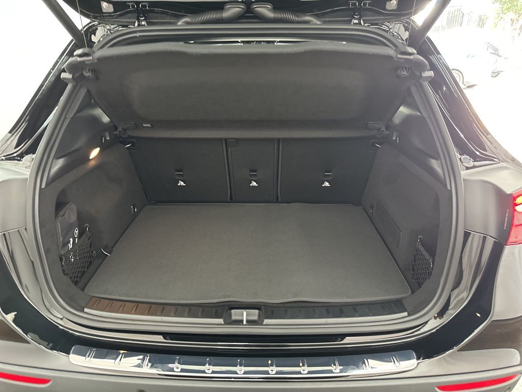 2025 Mercedes Benz GLA 250 photo 21