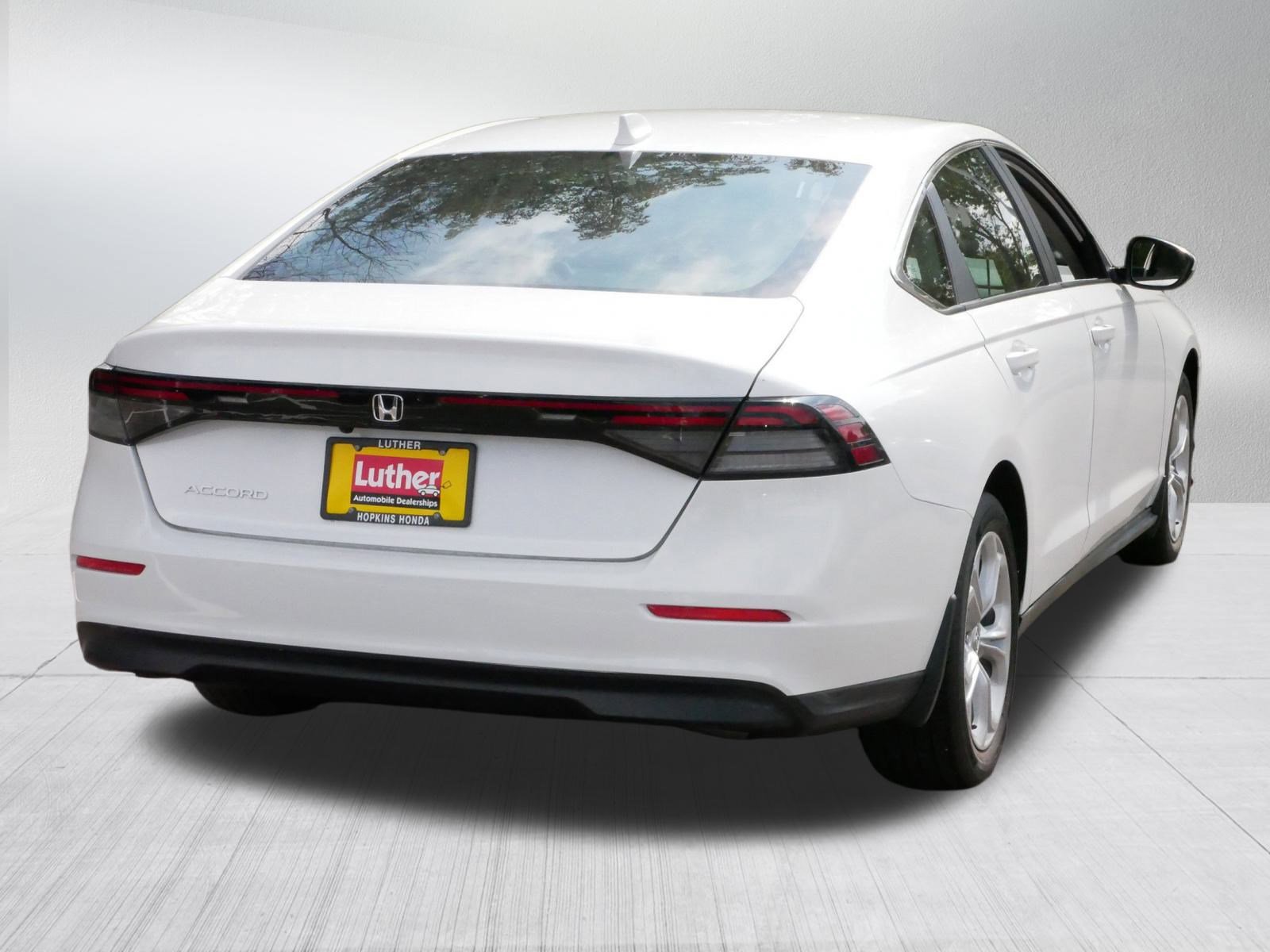 2023 Honda Accord 1.5T LX photo 6