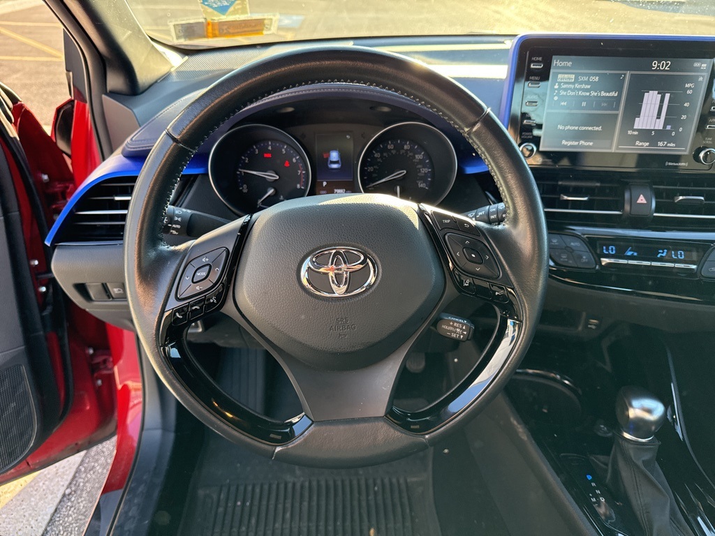 2021 Toyota C-HR XLE photo 5