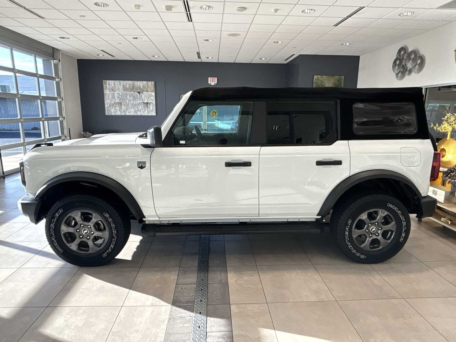 2022 Ford Bronco Big Bend photo 5