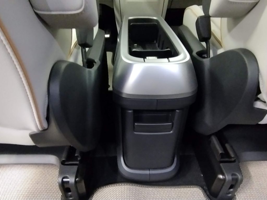 2025 Volkswagen ID. Buzz photo 27