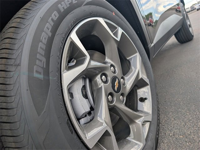 2025 Chevrolet Trax LT photo 23