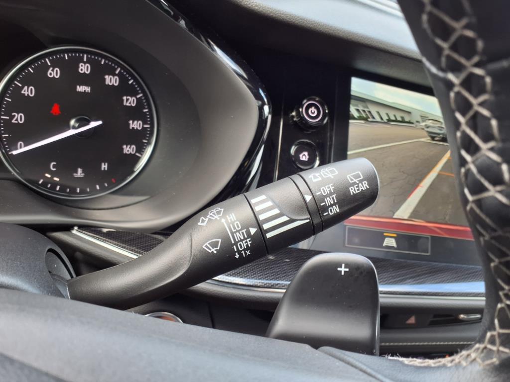 2023 Buick Envision Essence photo 23