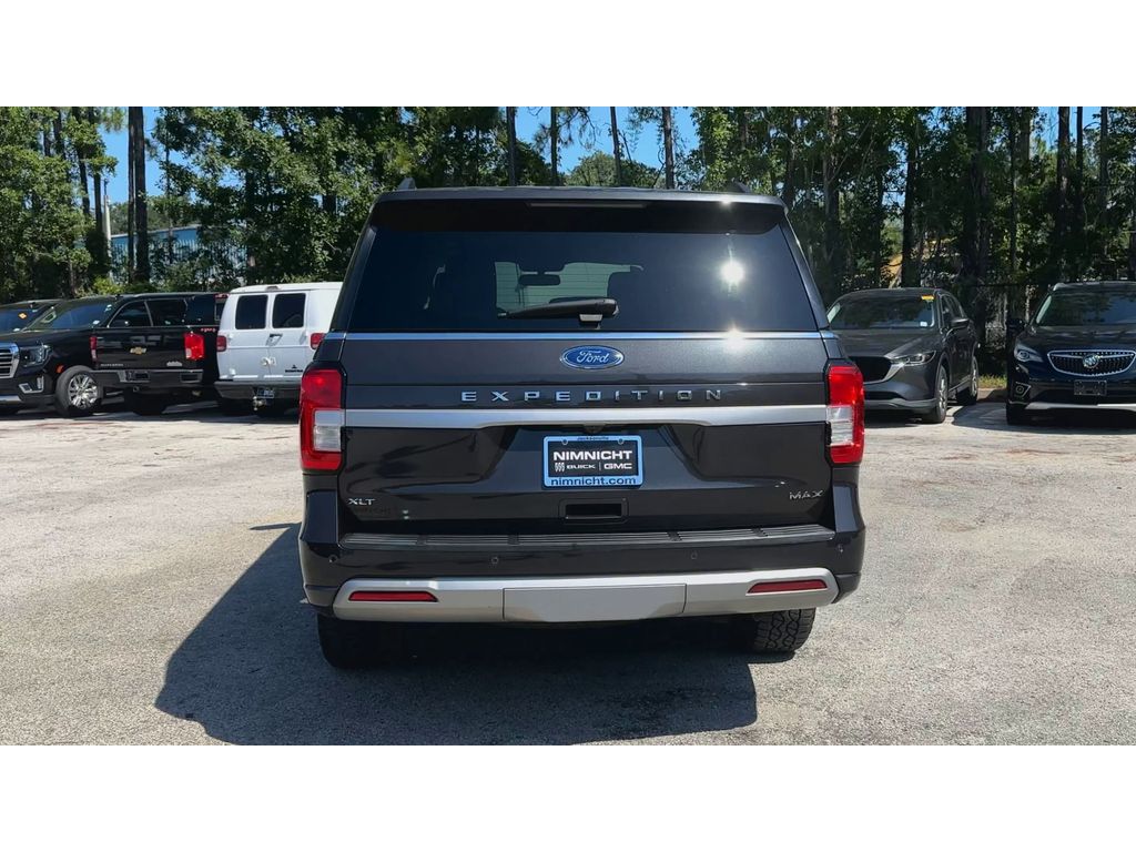 2022 Ford Expedition XLT MAX photo 6