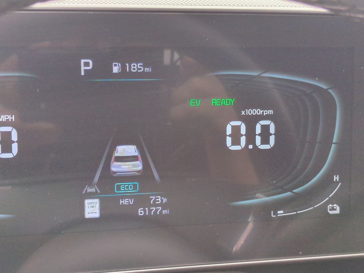 2024 Kia Niro Plug-In Hybrid SX photo 7