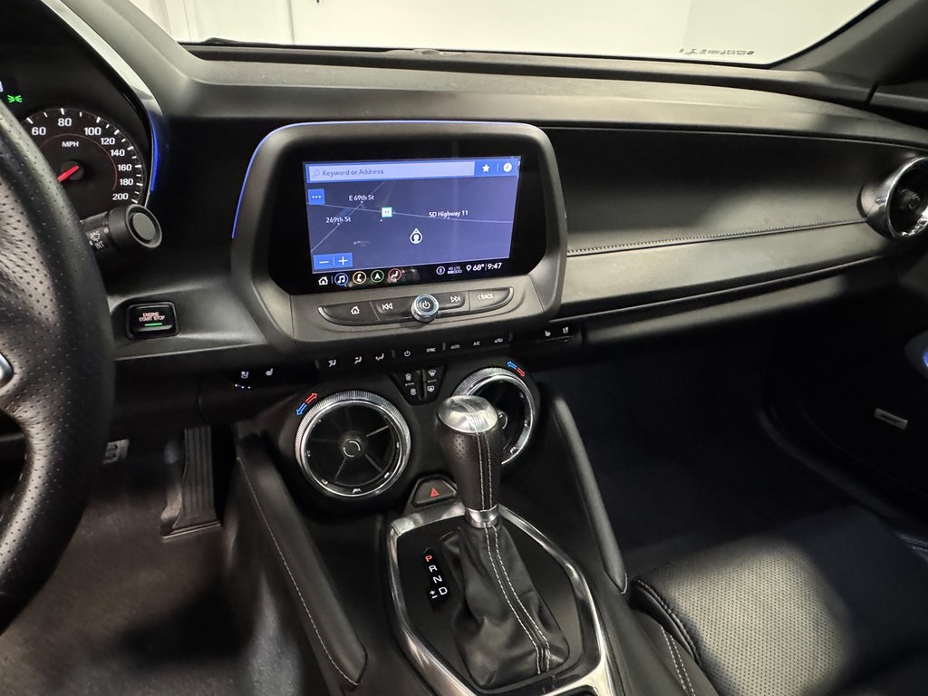 2020 Chevrolet Camaro SS photo 13