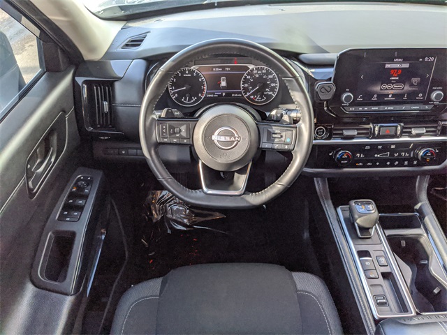 2023 Nissan Pathfinder SV photo 12