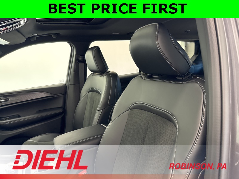 2025 Jeep Grand Cherokee Altitude X photo 13