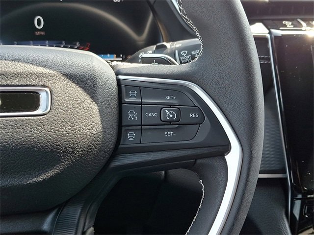 2023 Jeep Grand Cherokee Altitude photo 19