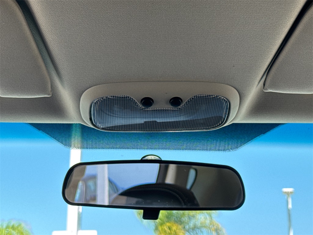 2015 Jeep Compass Altitude photo 24