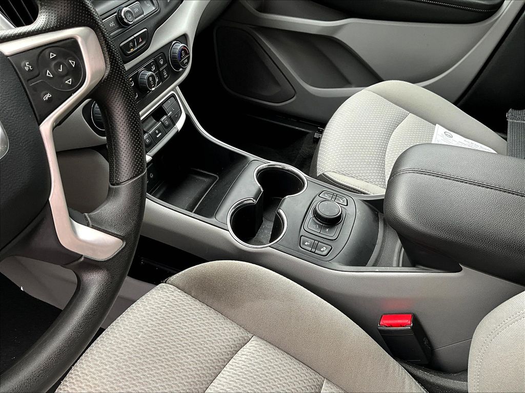 2023 Gmc Terrain SLE photo 15