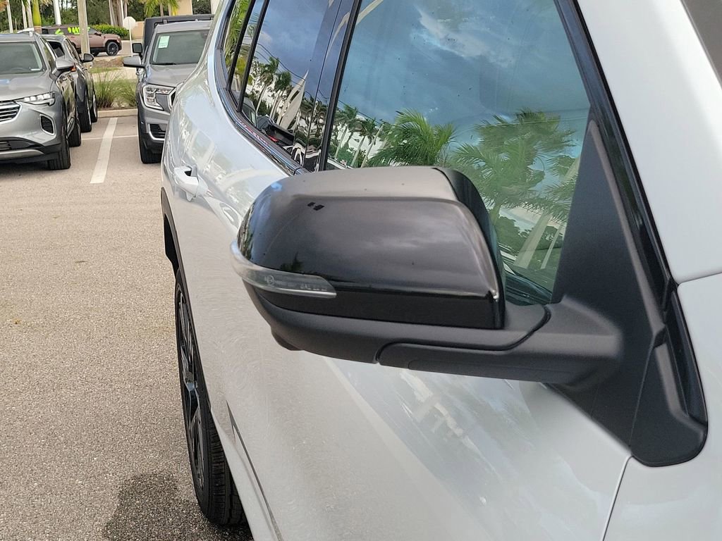 2026 Gmc Acadia Elevation photo 21