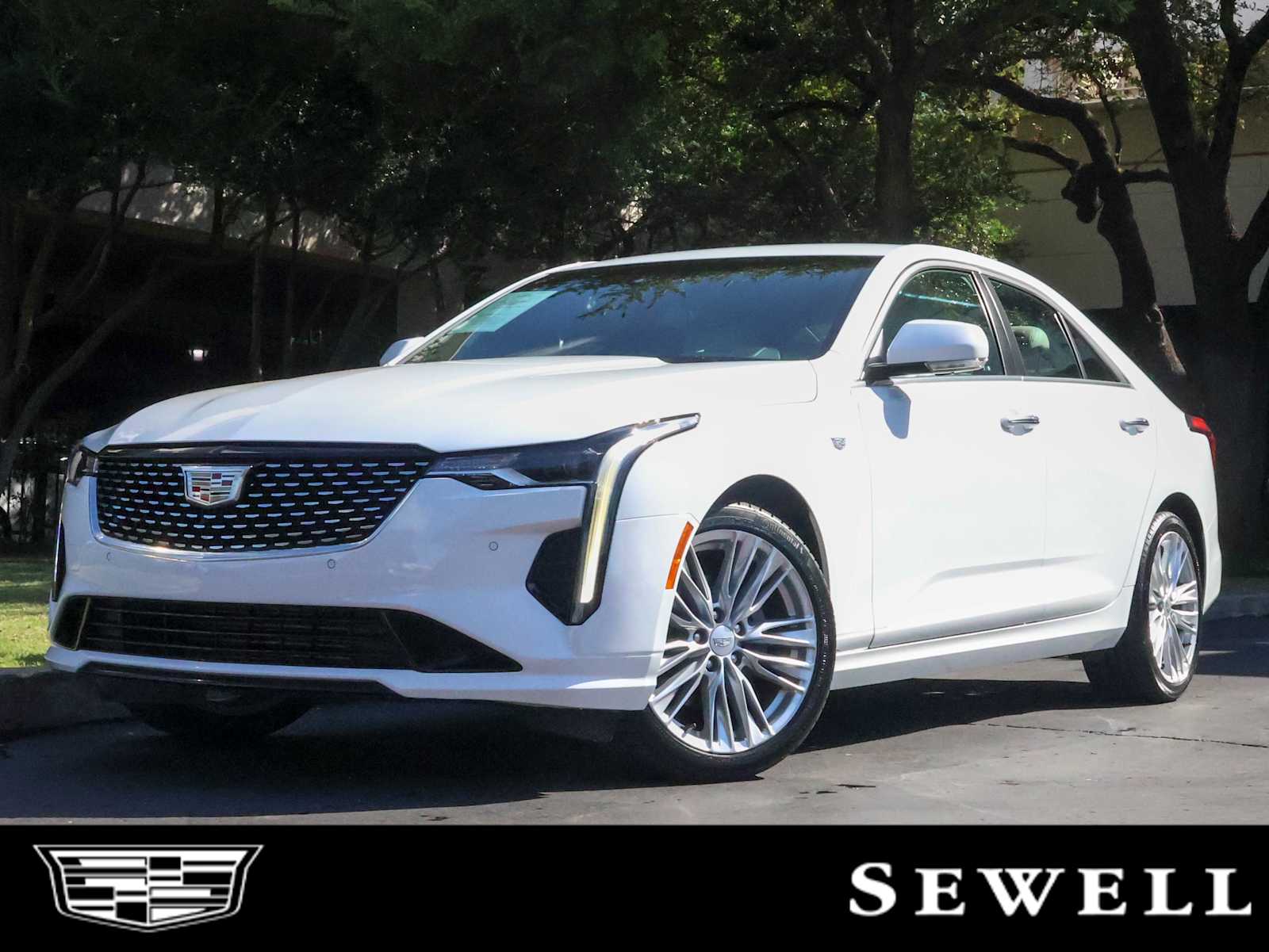 2023 Cadillac CT4
