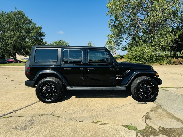 2018 Jeep Wrangler Unlimited Sahara photo 3