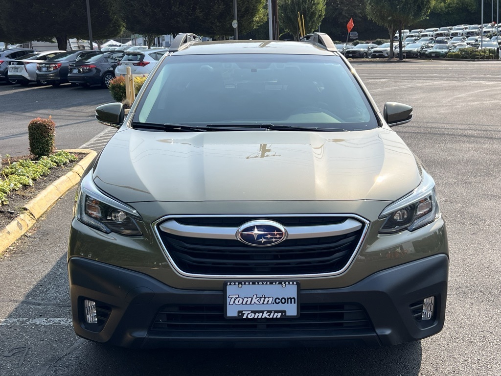 2020 Subaru Outback Premium photo 2