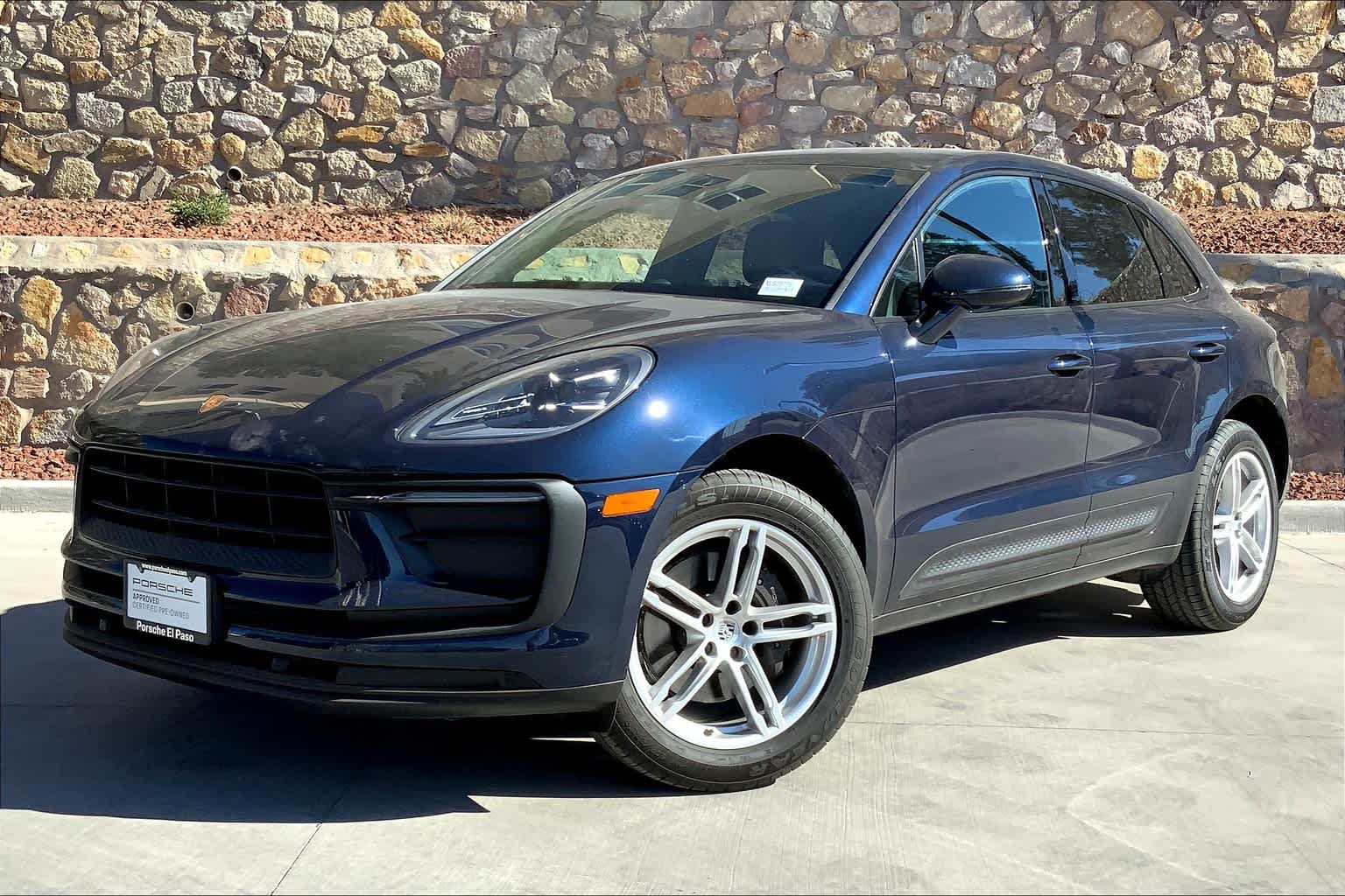 2022 Porsche Macan