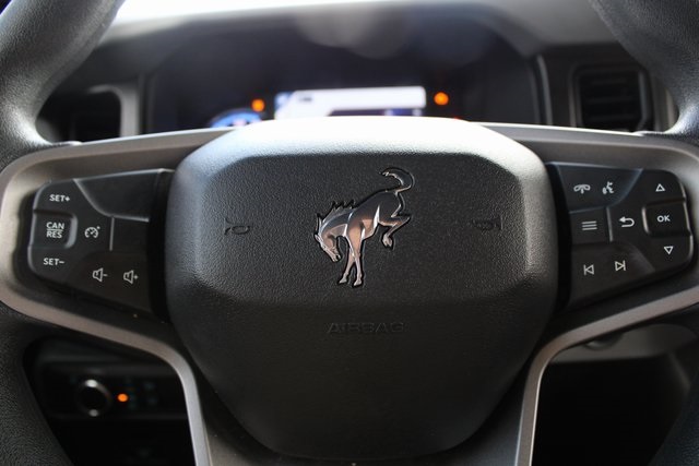2023 Ford Bronco Base photo 12