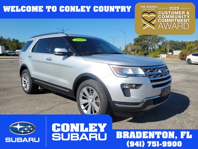 2019 Ford Explorer Limited's photo