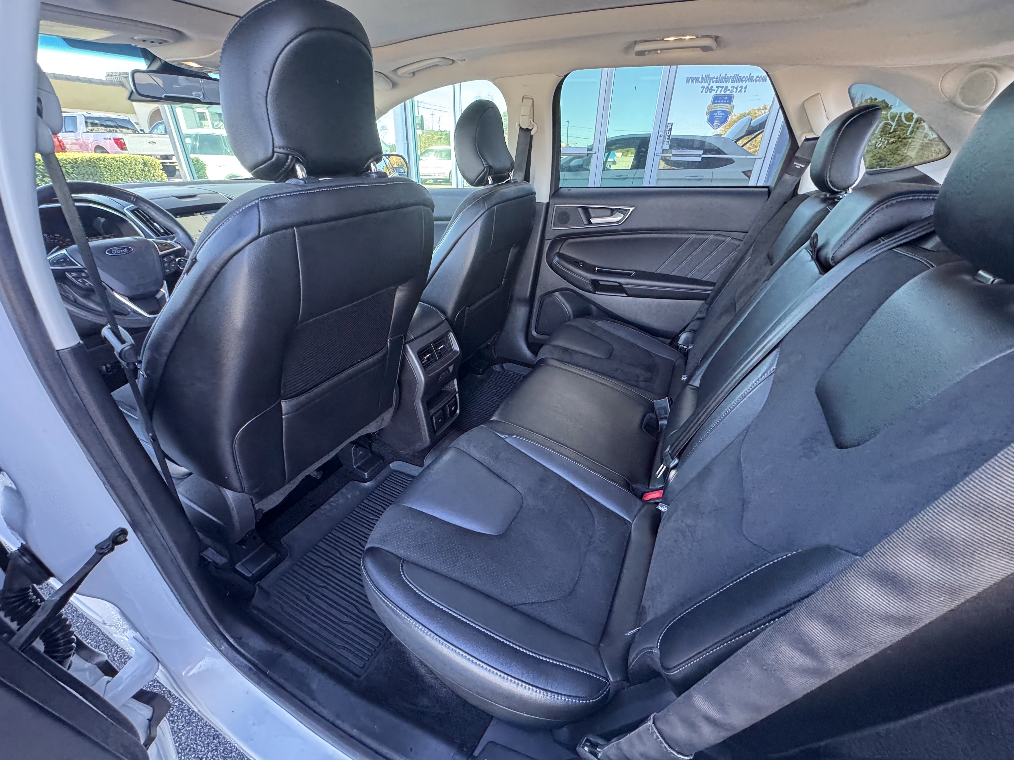 2017 Ford Edge Sport photo 2