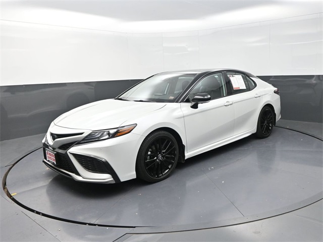 2023 Toyota Camry XSE photo 3