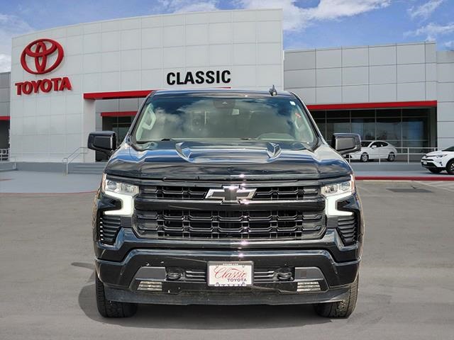 2024 Chevrolet Silverado 1500 RST photo 2