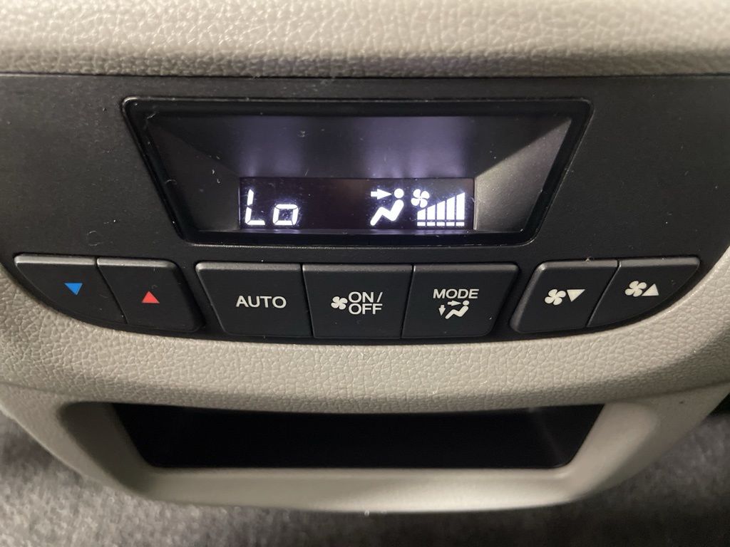 2017 Honda Pilot EX-L photo 40