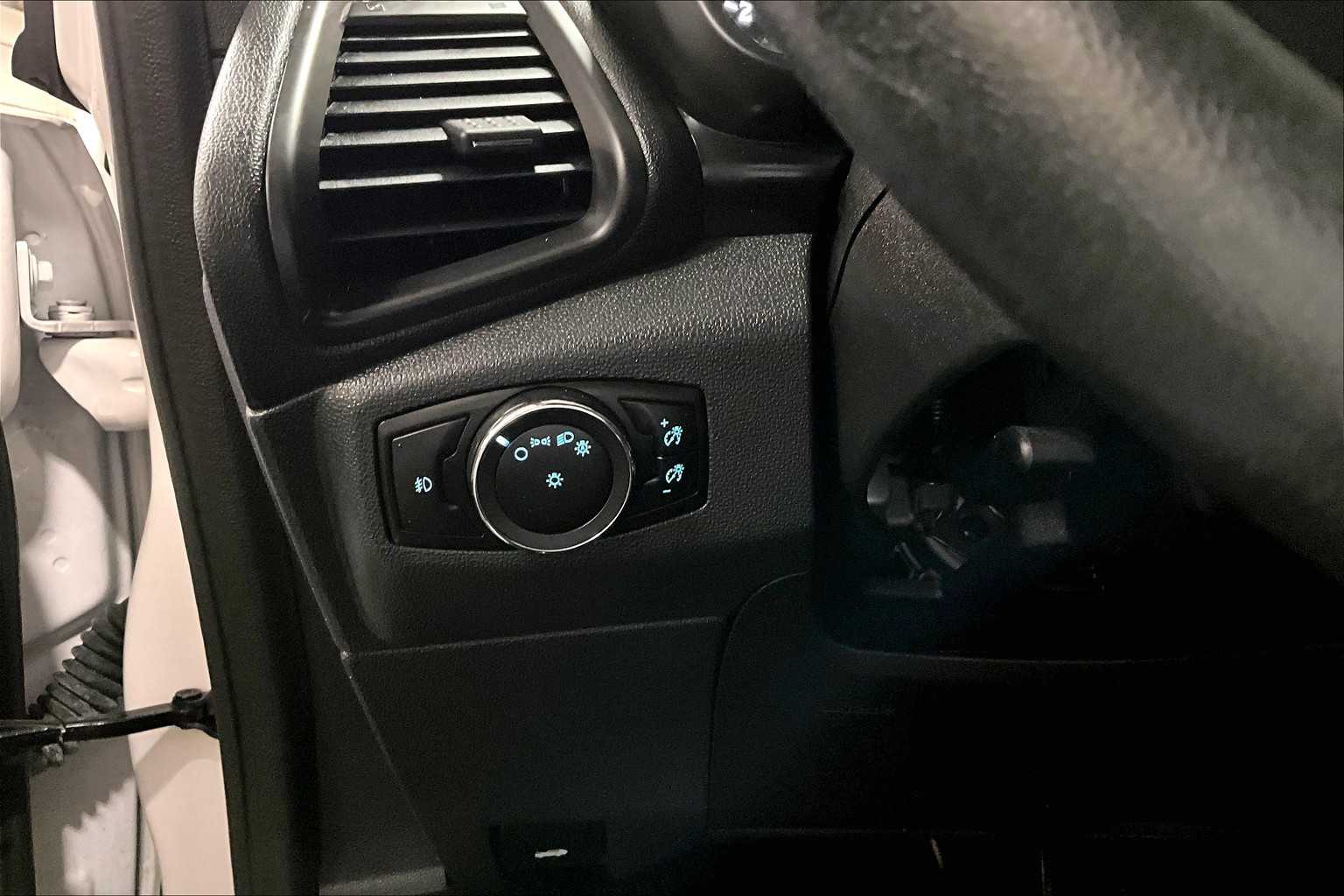 2019 Ford EcoSport SE photo 32