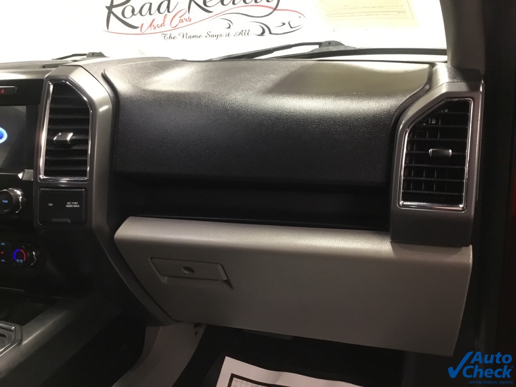 2016 Ford F-150 XLT photo 35