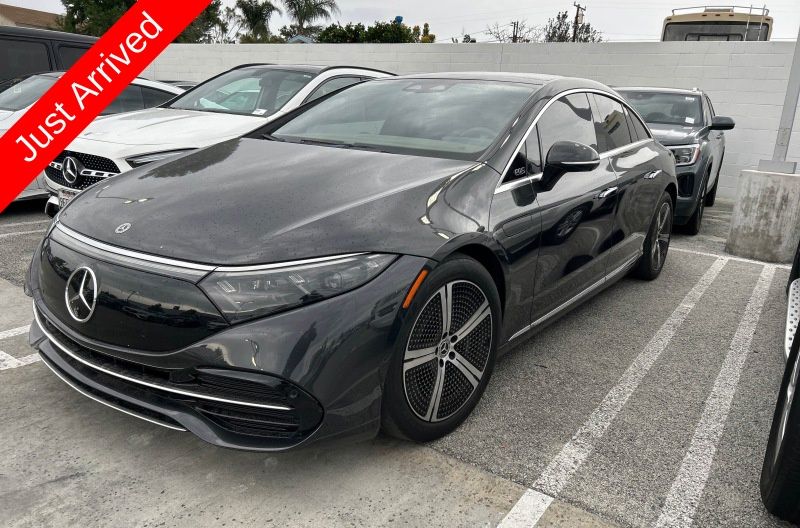 2023 Mercedes-Benz EQS Base's photo