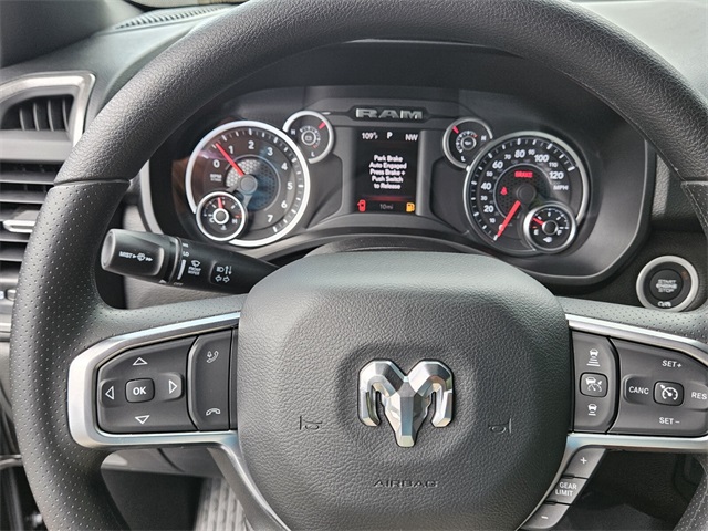 2025 Ram 1500 Tradesman photo 24