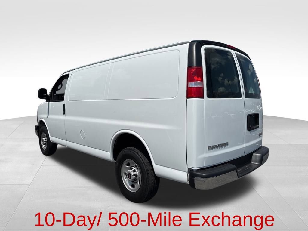 2023 Gmc Savana Cargo 2500 photo 3