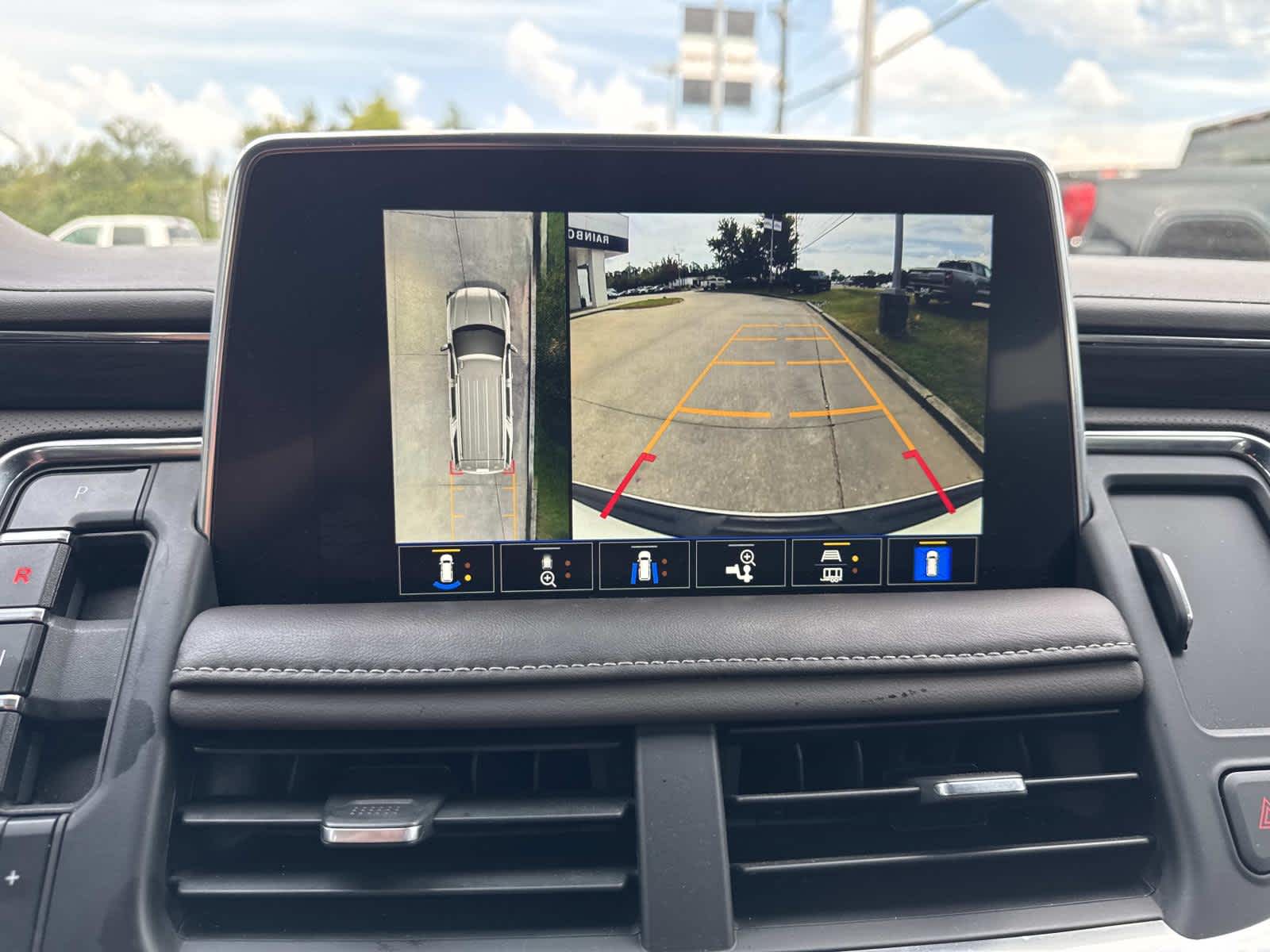 2023 Gmc Yukon XL SLT photo 17