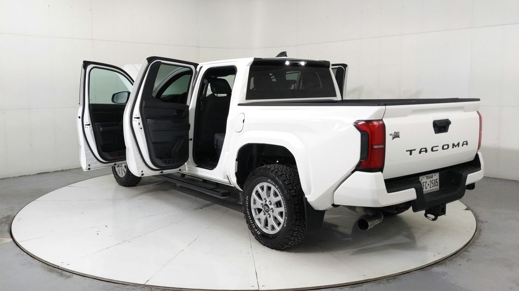 2024 Toyota Tacoma SR5 photo 10