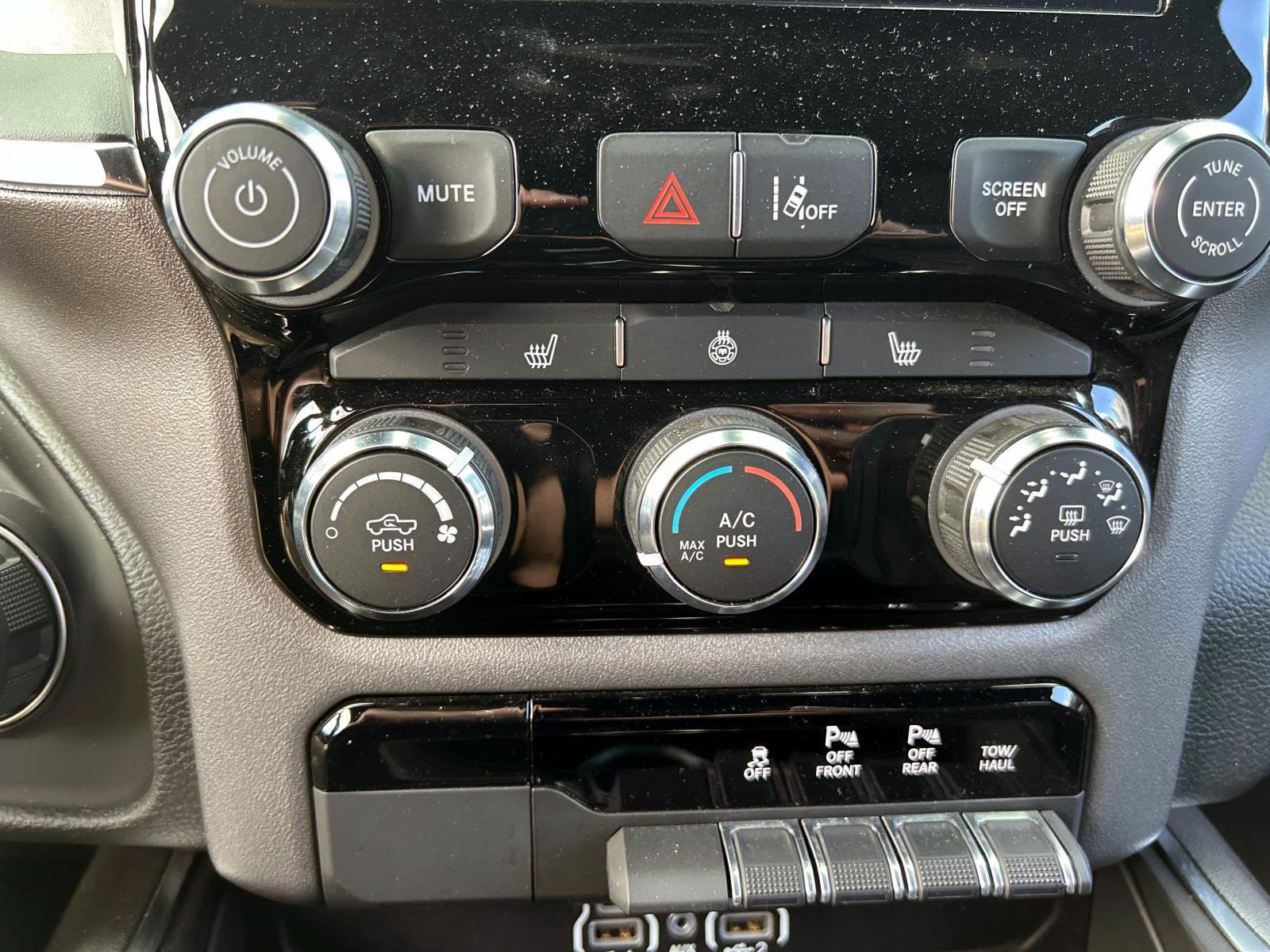 2025 Ram 1500 Big Horn photo 17