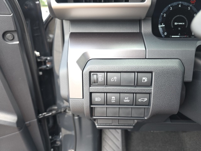 2025 Toyota 4Runner TRD Off-Road Premium photo 14
