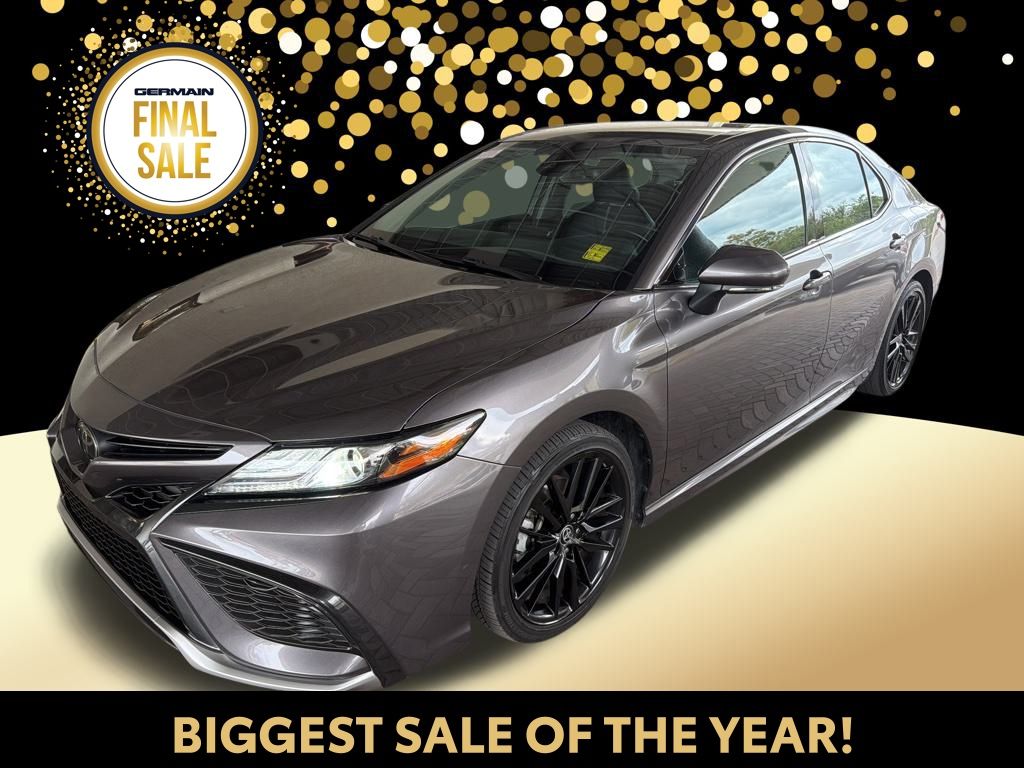 2022 Toyota Camry XSE's photo