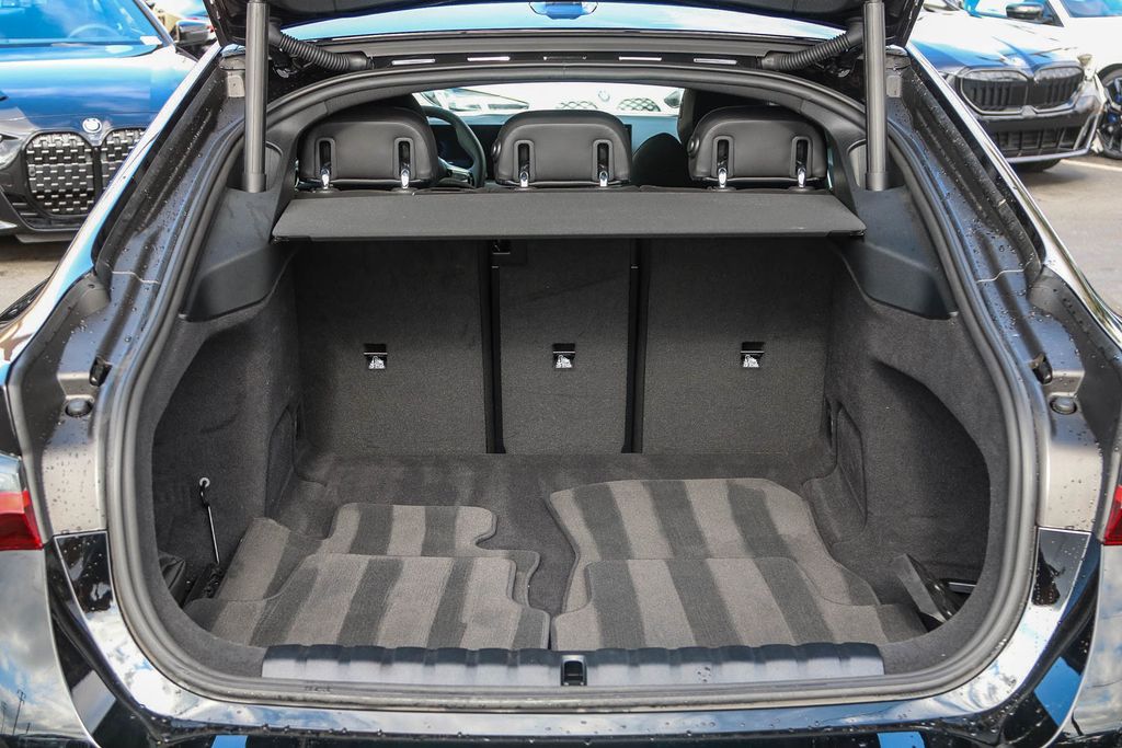 2025 Bmw i4 eDrive40 photo 26