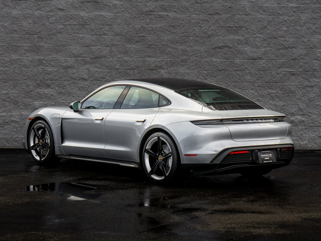2024 Porsche Taycan photo 2